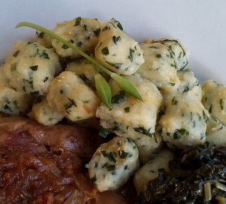 Bramborové noky / špalíky s medvědím česnekem Bramborové noky / špalíky s medvědím česnekem