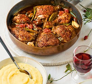 Myslivecké kuře s česnekovou polentou