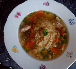 Ovarová polévka s quinoou