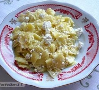Nudle s tvarohem