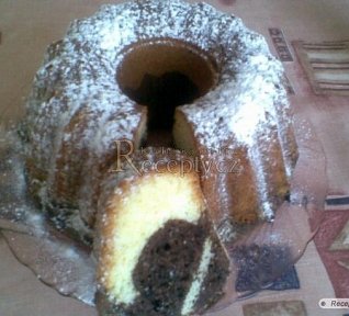 Voňavá bábovka se sojovým sukem