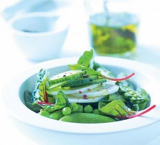 Křupavý jarní salát