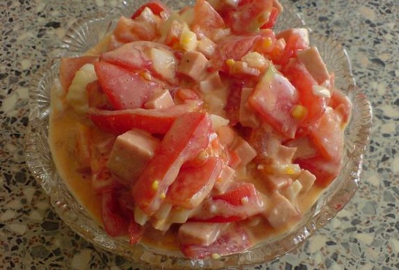 Rajčatový salát s vejci