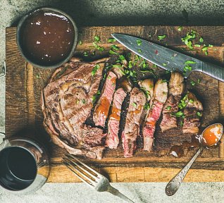 Univerzální fíková barbecue marináda