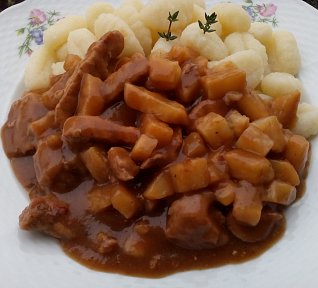 Vepřové maso s petrželí