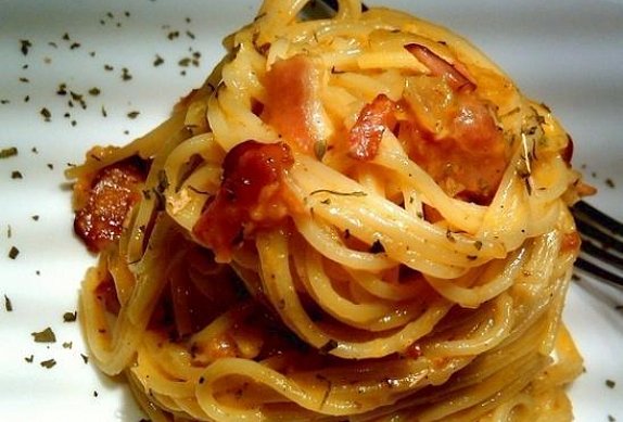 Spaghetti Carbonara – La ricetta tradizionale photo-0