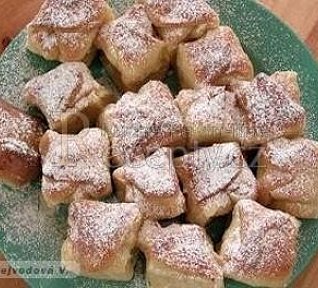 Buchtičky s máslem a rumem