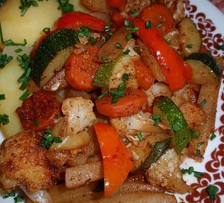 Adžika zeleninová směs