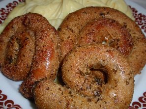 Kořeněná vinná klobása