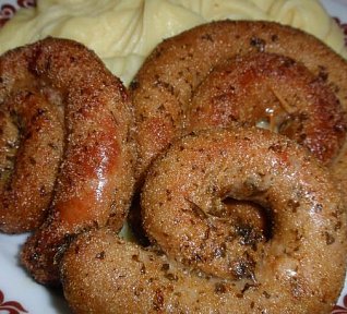 Kořeněná vinná klobása