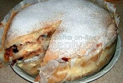 Pudinkový dort z listového těsta a jablky
