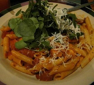 Kuřecí penne romana