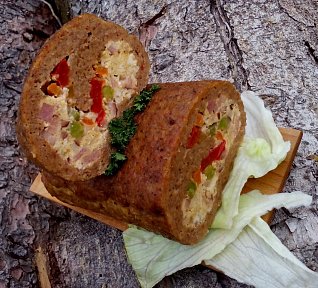 Sekaná roláda se slaninovou smaženicí