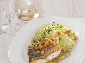 Lín s bílým zelím a křupavými škvarky