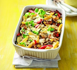 Zapečené těstoviny se zeleninou a houbami