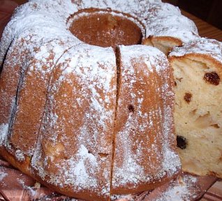 Jogurtovo-jablečná bábovka