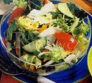 Zeleninový salát s bylinkovou zálivkou