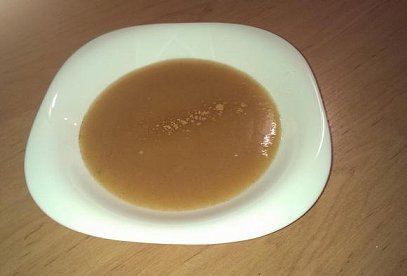 Studená polévka z jablek