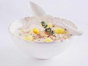 Sametová drůbeží polévka