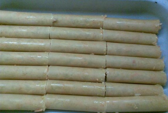 Zapečené cannelloni z trouby v pikantní omáčce