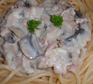 Jednoduchá (nejen) žampionovo-smetanová omáčka - rychle a chutně