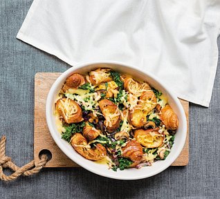 Zapečené croissanty s kadeřávkem