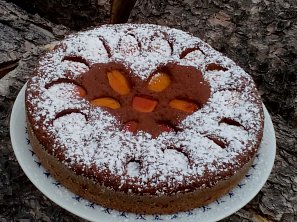 Cuketový perník s ovocem