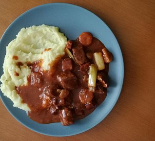 Hovězí po Burngunsku