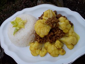 Květák v mletém mase dušený