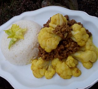 Květák v mletém mase dušený