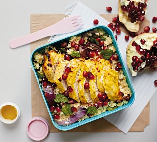 Kuskus s kuřecím masem na kari