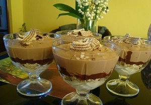 Čokoládovo-tvarohový pohár