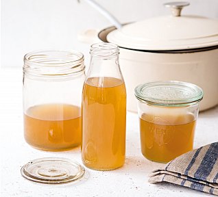 Kuřecí vývar podle časopisu F.O.O.D.