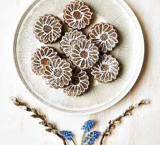 Makové kytky s citronem