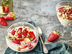 Rebarbora a jahody s mascarpone