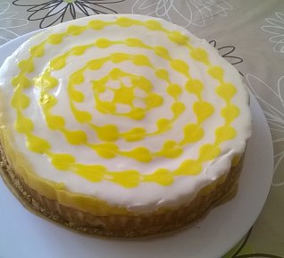Lemon Pie Vanilla Cheesecake