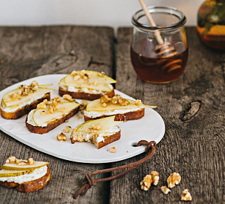 Hruškové crostini