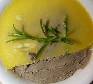 Domácí paštika z kuřecích jater Domácí paštika z kuřecích jater