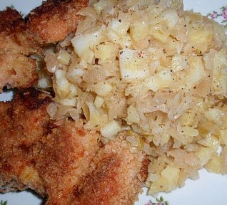 Pečené kuře s bramborovo-zelným salátem