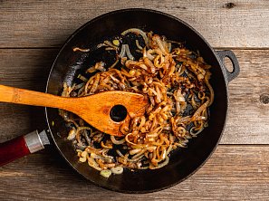 Karamelizovaná cibule