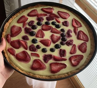 Křehký koláč s ovocem