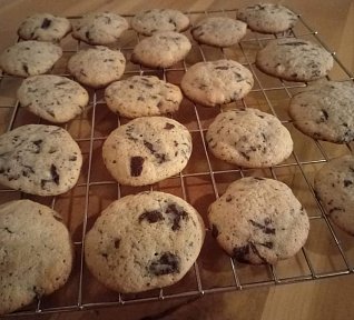 Sušenky s kousky čokolády