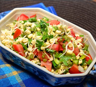 Zeleninový salát s klíčky