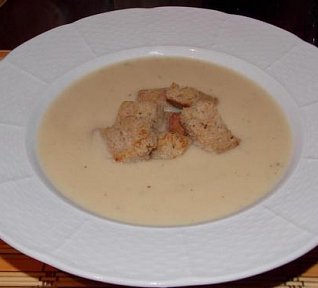 Celerová krémová polévka