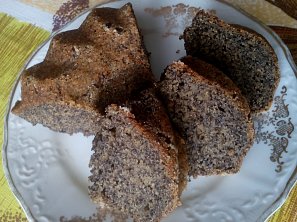 Bramborová bábovka s mákem ala makovník Bramborová bábovka s mákem ala makovník