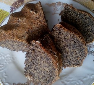 Bramborová bábovka s mákem ala makovník