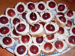 Jednoduchá pomazánka ze sýra s modrou plísní