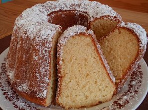 Kokosová bábovka s kefírem Kokosová bábovka s kefírem