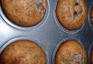 Makové muffiny (nejen) se švestkami