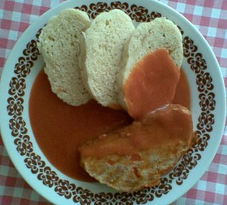 Paprikovo-rajská omáčka s paprikovou sekanou